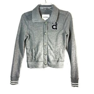 Abercrombie raised letter sweater kids girls XL back to school